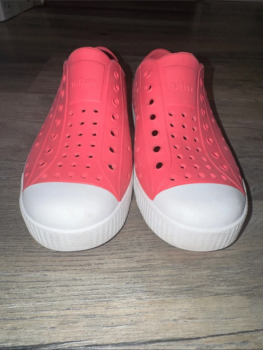 Native Jefferson Slip Ons Sz J2